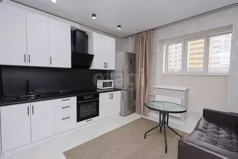 2-к кв. Оренбургская область, Оренбург ул. Автомобилистов, 2Д (60.0 м)