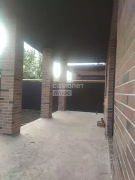 Дом в Краснодарский край, Краснодар ул. Имени Дзержинского, 31 (150 м)