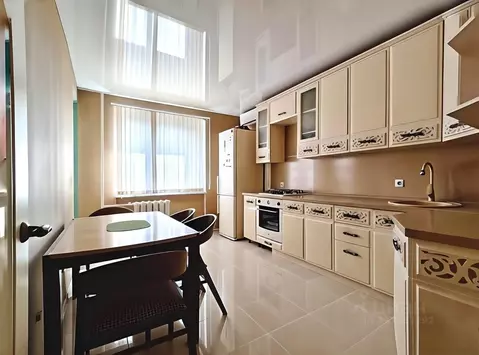 2-к кв. Ростовская область, Таганрог ул. Чехова, 365к1 (68.0 м)