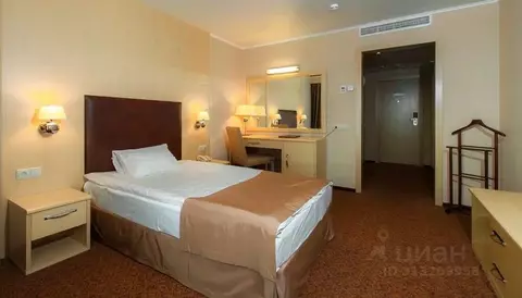 2-к кв. Челябинская область, Челябинск ул. Молодогвардейцев, 34 (24.3 ...