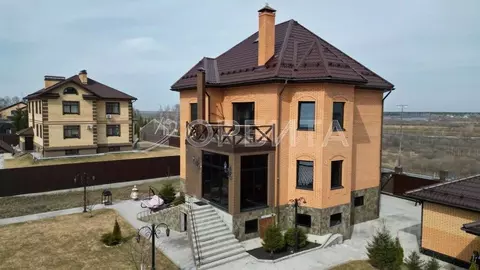 Дом в Тюменская область, Тюмень Калининская ул., 30 (363 м)