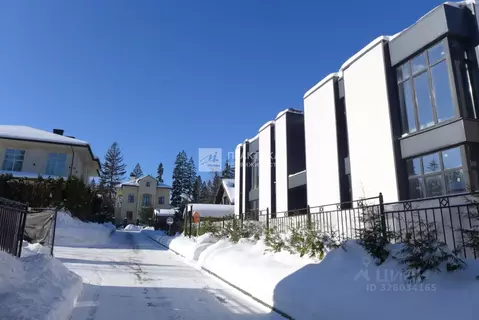 Дом в Московская область, Одинцовский городской округ, пос. дома ...