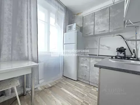 2-к кв. Ленинградская область, Гатчина ул. Рощинская, 34 (43.4 м)