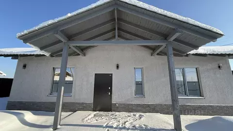 Дом в Свердловская область, Белоярский муниципальный округ, с. ...