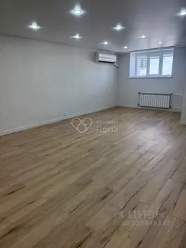 2-к кв. Волгоградская область, Волгоград ул. Маршала Еременко, 44 ...