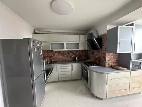 2-к кв. Крым, Симферополь пер. Совхозный, 5А (66.0 м)