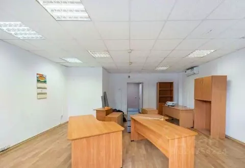 Офис в Санкт-Петербург пл. Конституции, 2 (3890 м)