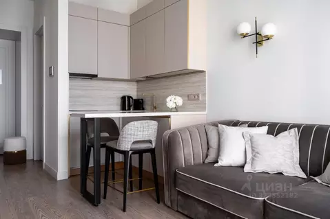 1-к кв. Краснодарский край, Сочи Виноградная ул., 14 (50.0 м)