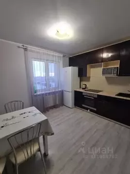 2-к кв. Тюменская область, Тюмень ул. Газовиков, 61 (58.0 м)