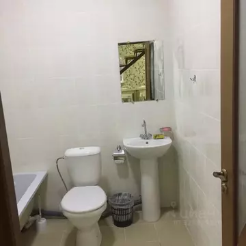 Дом в Ростовская область, Азов Азовский район, ул. Кирова, 259 (90 м)