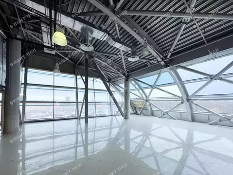 Офис в Санкт-Петербург просп. Лахтинский, 85к2 (377 м)