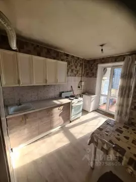 2-к кв. Хакасия, Абакан Торговая ул., 2/2 (50.0 м)