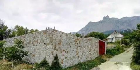 Участок в Крым, Ялта муниципальный округ, Кореиз пгт ул. 50 лет Победы ...