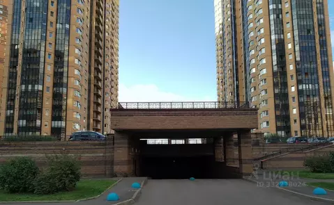 Гараж в Санкт-Петербург пос. Парголово, ул. Валерия Гаврилина, 3к1 (30 ...