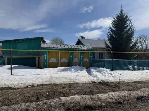 Дом в Татарстан, Рыбно-Слободский район, Большеошнякское с/пос, с. ...