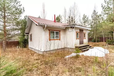 Дом в Ленинградская область, Выборгский район, Рощинское городское ...