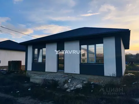 Дом в Крым, Симферопольский район, Добровское с/пос, с. Заречное  (100 ...