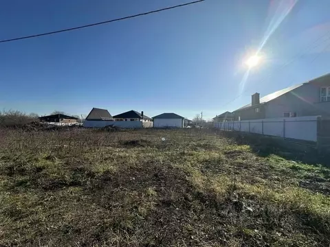 Участок в Краснодарский край, Крымск ул. Виктории (6.0 сот.)