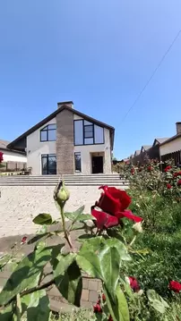 Коттедж в Севастополь ул. Лесхозная (200 м)