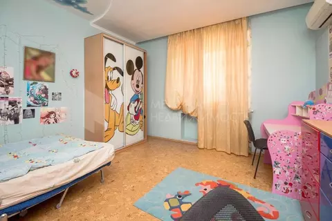 4-к кв. Тюменская область, Тюмень Мельничная ул., 83к2 (167.4 м)