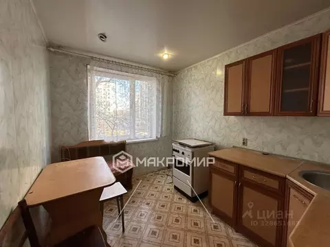 3-к кв. Челябинская область, Челябинск ул. Нахимова, 6А (67.6 м)