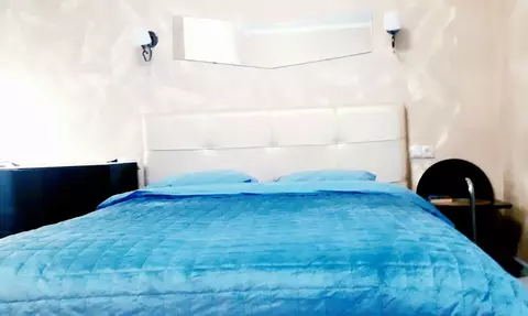 2-к кв. Санкт-Петербург Смоленская ул., 18 (65.0 м)