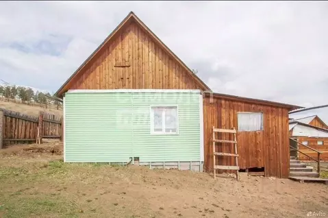 Дом в Бурятия, Иволгинский район, Сотниковское с/пос, с. Сотниково, ...