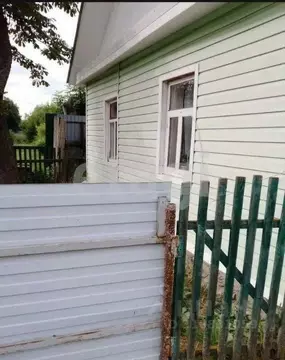 Дом в Брянская область, Суражский район, Влазовичское с/пос, с. ...