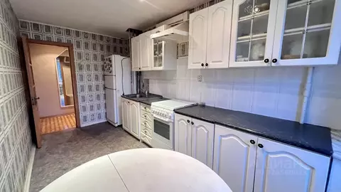 3-к кв. Брянская область, Брянск ул. Есенина, 30 (74.4 м)