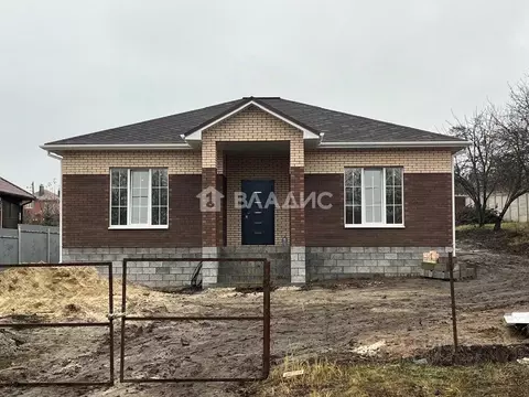 Дом в Белгородская область, Белгородский район, Тавровское с/пос, с. ...