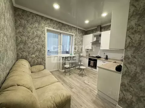 2-к кв. Курская область, Курск Хуторская ул., 4 (72.2 м)