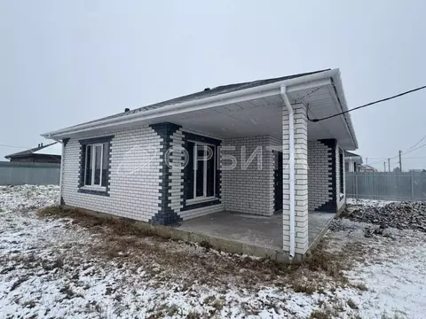 Дом в Тюменская область, Тюменский муниципальный округ, с. Чикча, ...