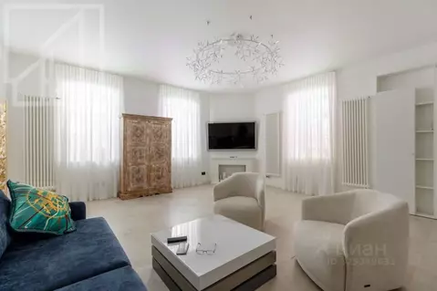 3-к кв. Москва Садовническая ул., 61С2 (160.0 м)