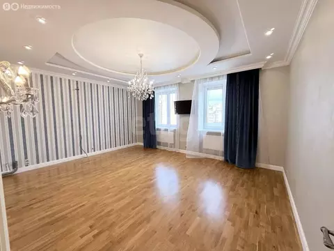 Квартира-студия: Тюмень, улица Короленко, 12 (46 м)