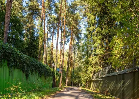 Участок в Московская область, Одинцовский городской округ, пос. дома ...
