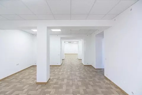 Торговая площадь в Севастополь ул. Большая Морская, 3 (149 м)