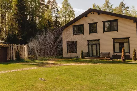 Дом в Ленинградская область, Выборгский район, Селезневское с/пос, ...