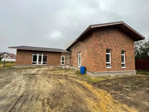 Дом в Белгородская область, Старооскольский городской округ, с. ...