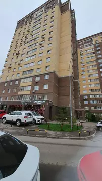 Продается 3-комнатная квартира