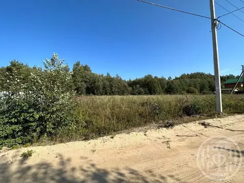 Участок в Ленинградская область, Кировский район, Суховское с/пос, ...