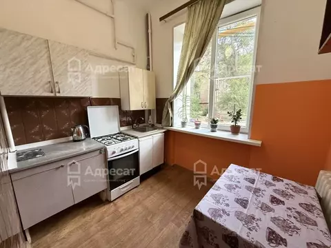 2-к кв. Волгоградская область, Волгоград ул. Дзержинского, 15 (53.0 м)