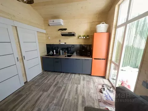 Дом в Краснодарский край, Сочи Сухумское ш., 6 (26 м)