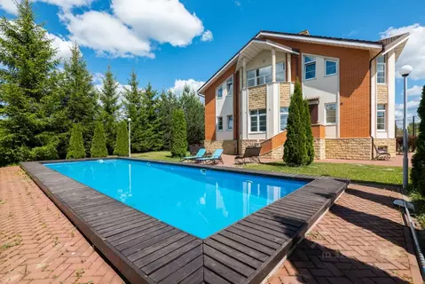 Дом в Московская область, Звенигород Одинцовский городской округ, ул. ...