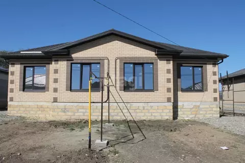 Дом в Ставропольский край, Михайловск Шпаковский район, ул. Александра ...