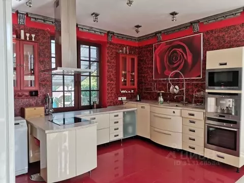 Дом в Москва пос. Совхоза Крекшино,  (250 м)