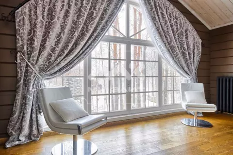 Дом в Ленинградская область, Всеволожский район, Бугровское городское ...