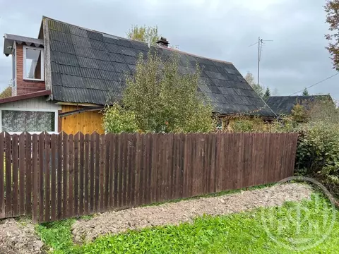 Дом в Ленинградская область, Тосненский район, Лисинское с/пос, д. ...