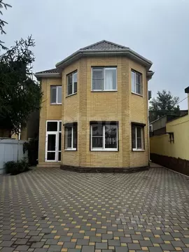 Дом в Ростовская область, Ростов-на-Дону Днепровский пер. (147 м)