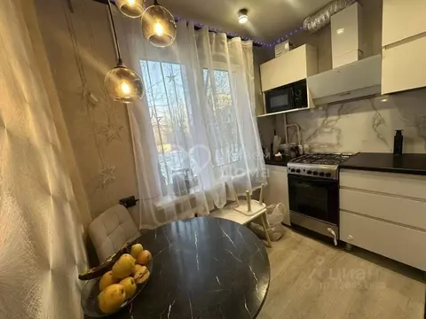 2-к кв. Волгоградская область, Волгоград Жилгородок мкр, ул. Савкина, ...