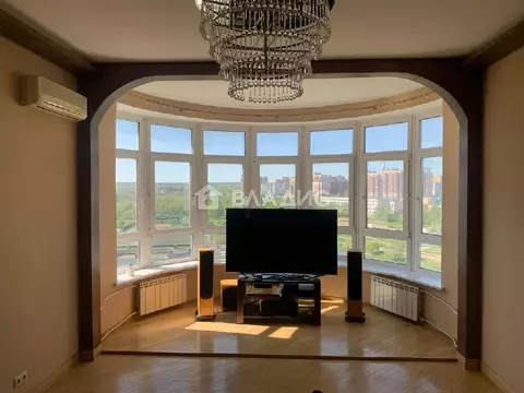 Продается 3-комнатная квартира